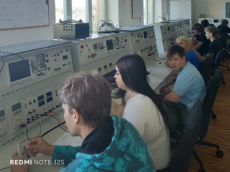 SŠ teleinformatiky