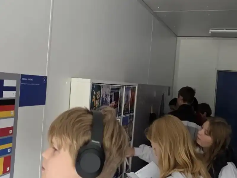 🔆Šesťáci navštívili EUtejner