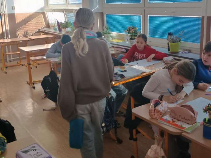 Velcí malým