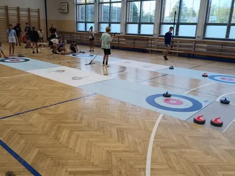 🥌Curling v tělocvičně