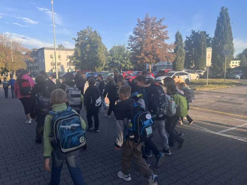 👣Pěšky do školy